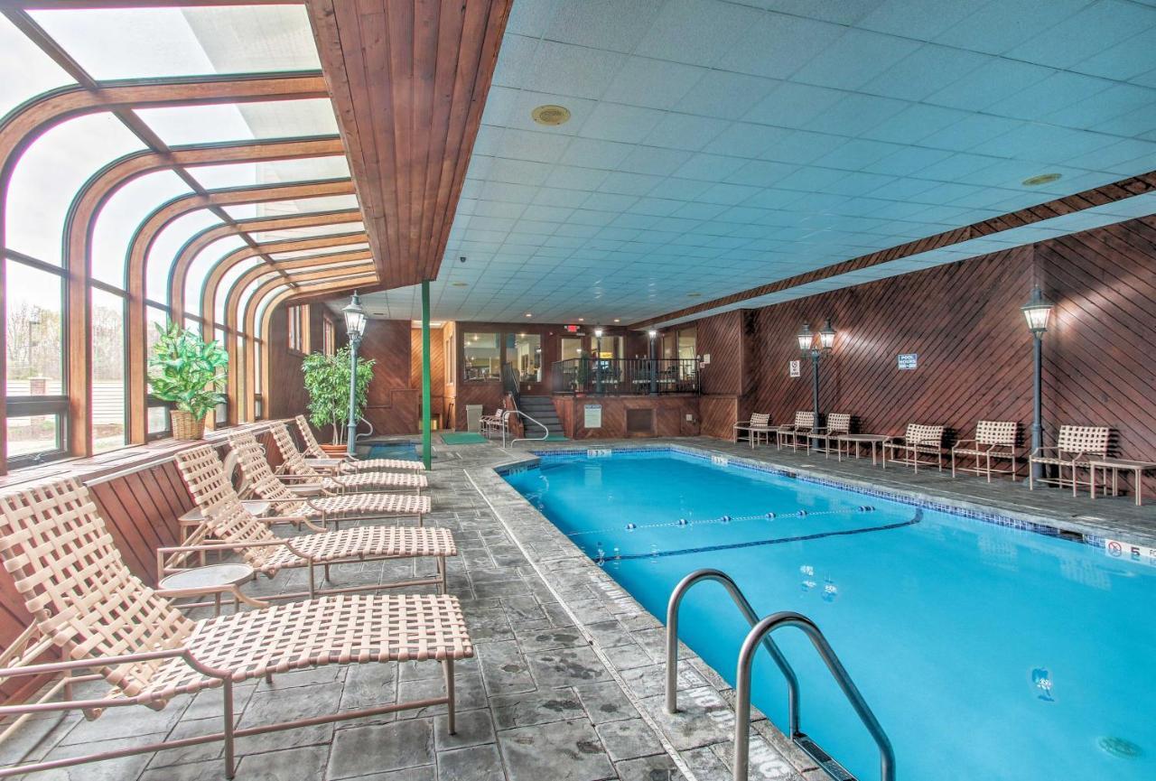 Lincoln Resort Condo With Pool Access - Near Hiking! Екстериор снимка